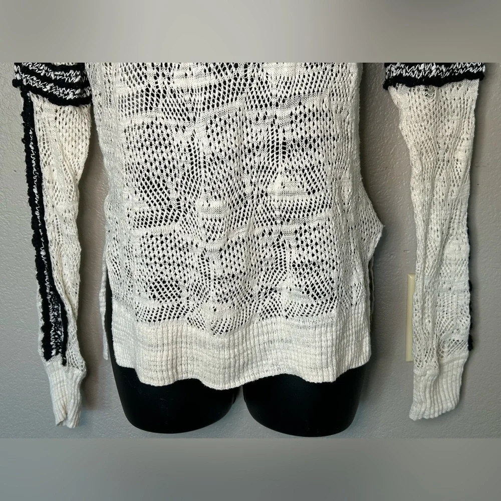 Free People MILES AWAY SWIT Knit Pull On Lightweight Sweater BOHO Sz XS